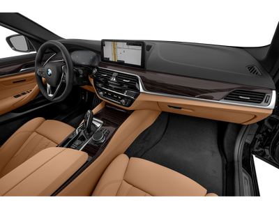 2021 BMW 5 Series xDrive