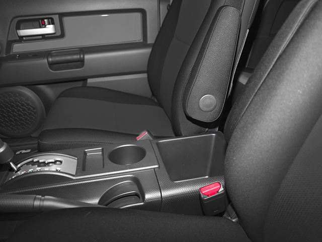 2014 Toyota FJ Cruiser Base 4x4 2 Tone Paint