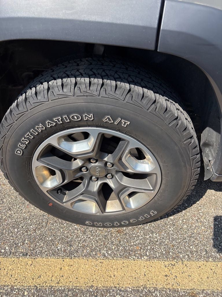 2019 Jeep Cherokee Trailhawk
