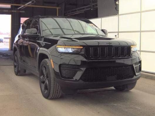 2023 Jeep Grand Cherokee Altitude