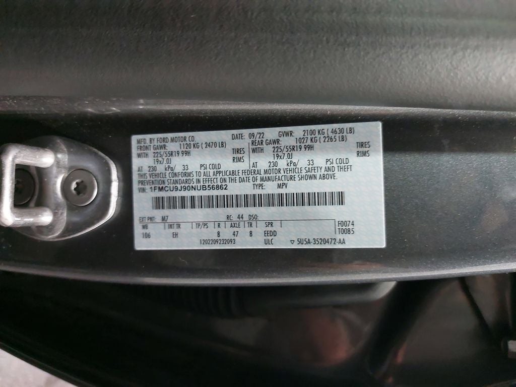 2022 Ford Escape Titanium