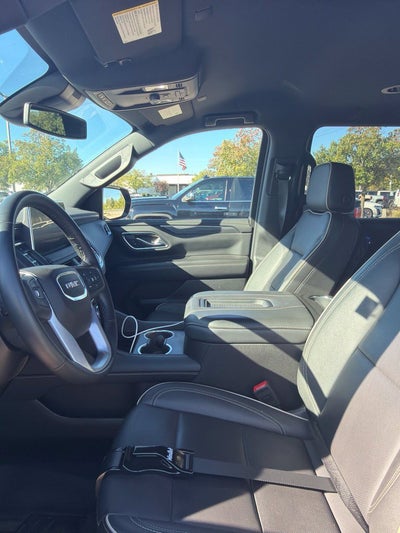 2024 GMC Yukon XL SLT