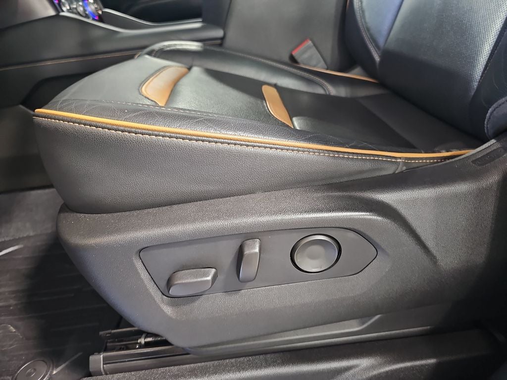 2021 GMC Yukon XL AT4
