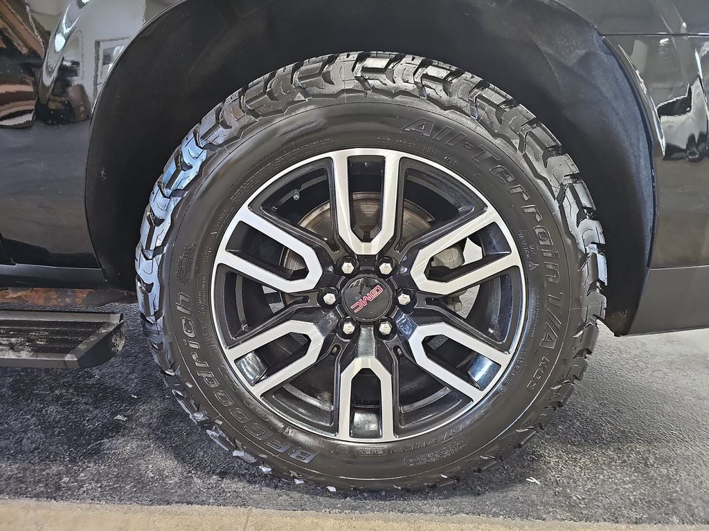 2021 GMC Yukon XL AT4