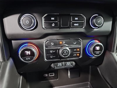 2023 Chevrolet Suburban LS
