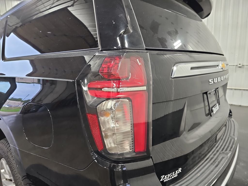 2023 Chevrolet Suburban LS