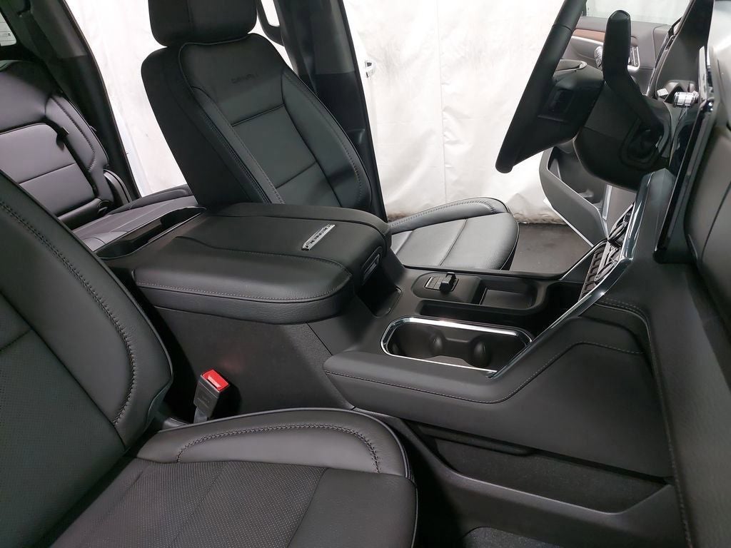 2025 GMC Sierra 2500HD Denali