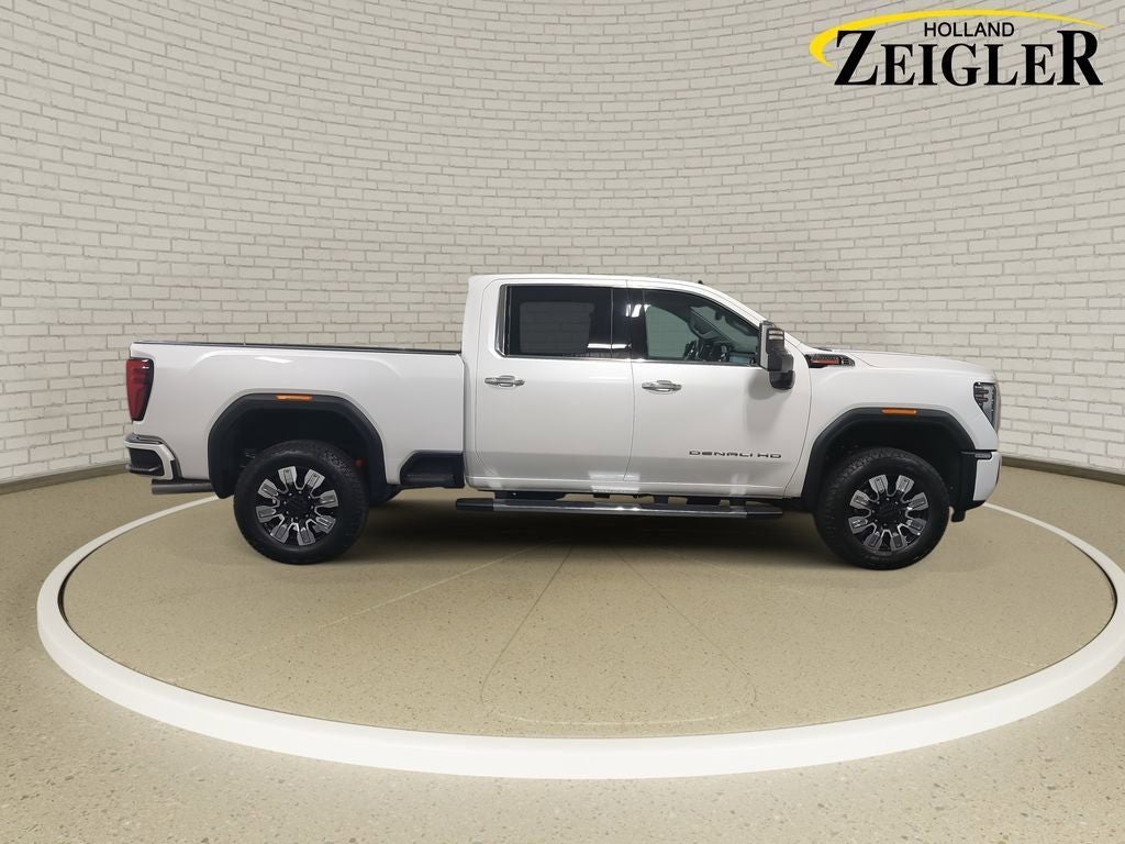 2025 GMC Sierra 2500HD Denali