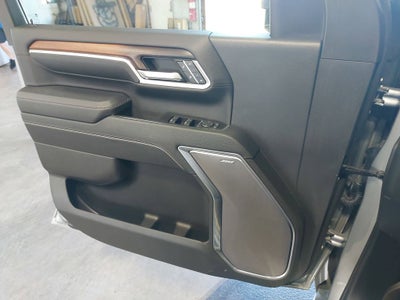 2025 GMC Sierra 3500HD Denali