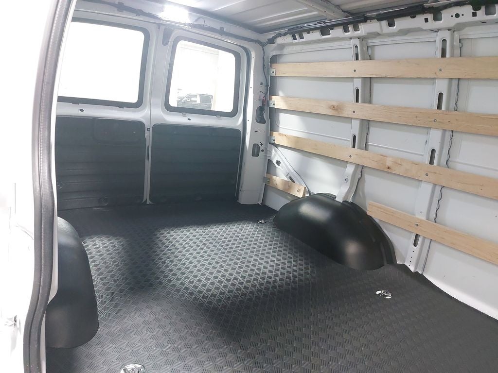 2024 GMC Savana 2500 Work Van