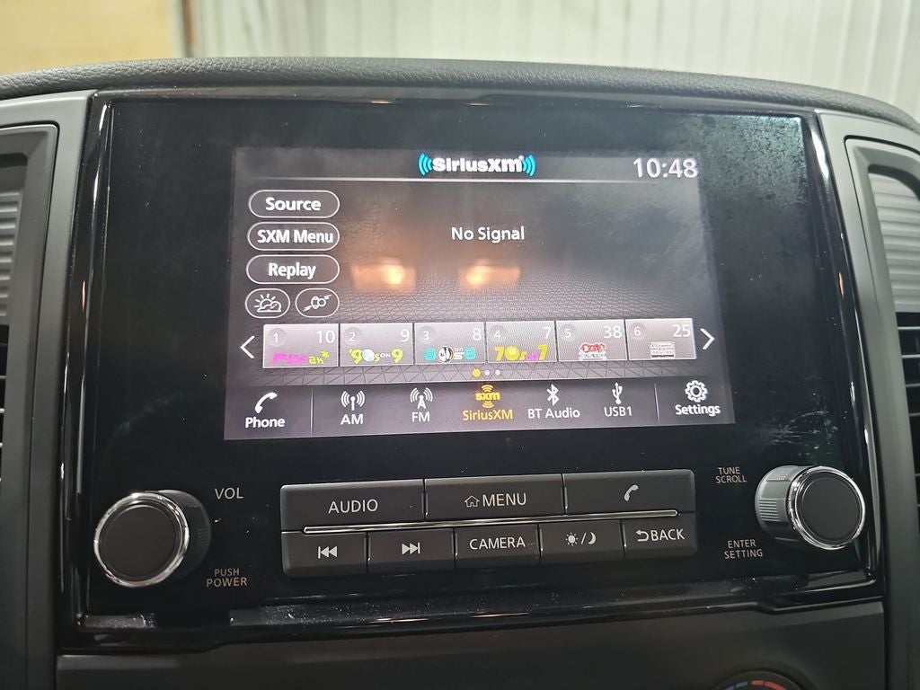 2022 Nissan Titan SV