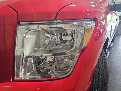 2022 Nissan Titan SV