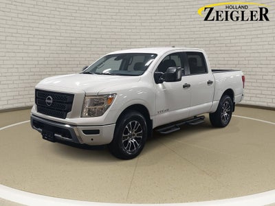 2024 Nissan Titan SV