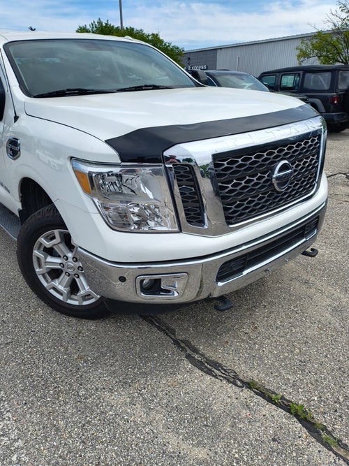 2017 Nissan Titan XD SV