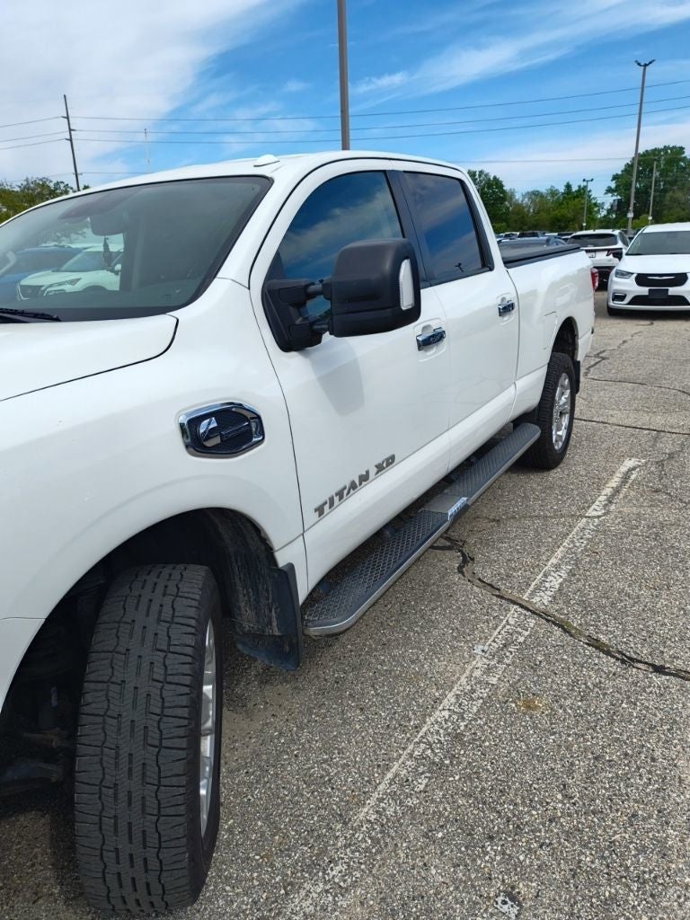 2017 Nissan Titan XD SV