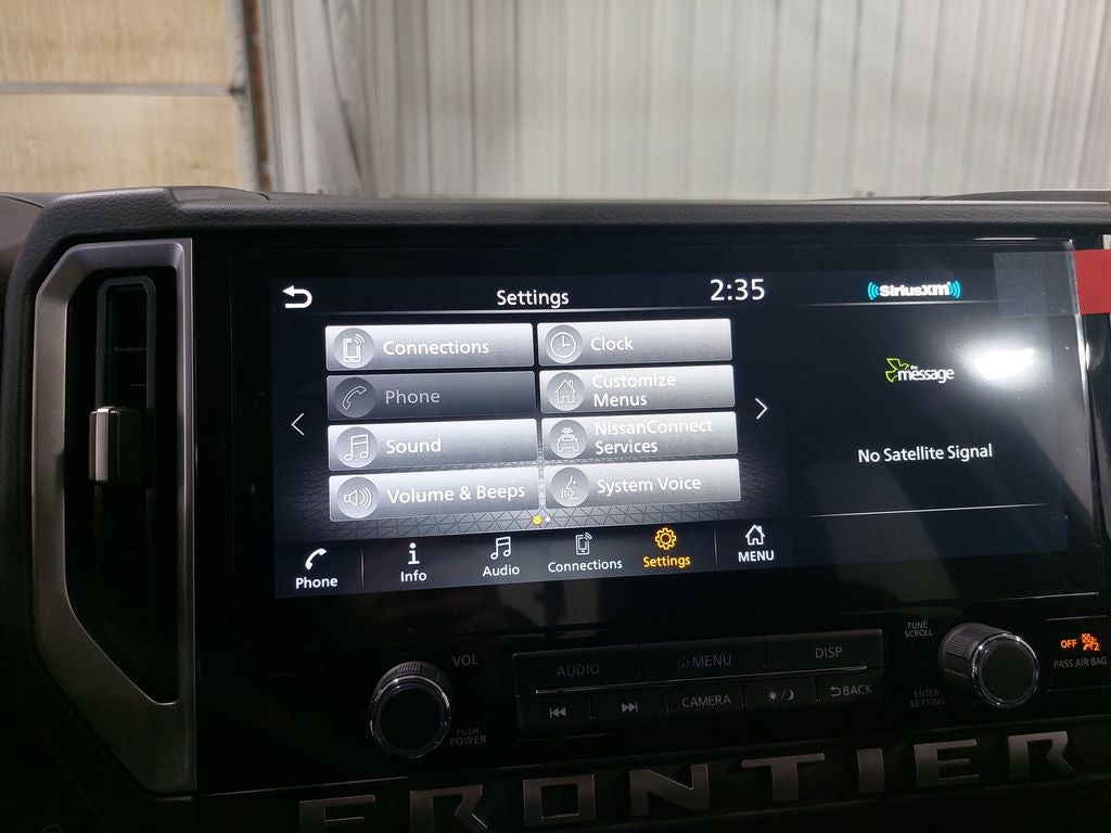 2026 Nissan Frontier SV