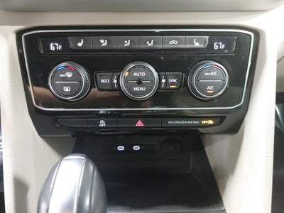 2022 Volkswagen Atlas 3.6L V6 SE w/Technology