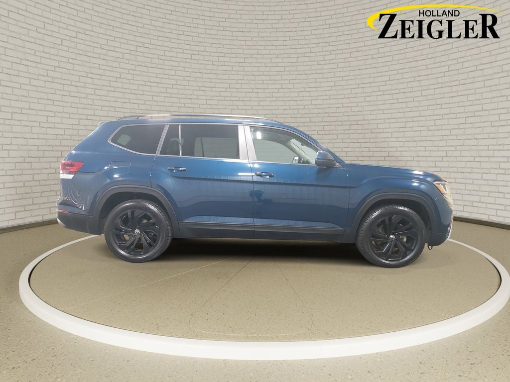2022 Volkswagen Atlas 3.6L V6 SE w/Technology