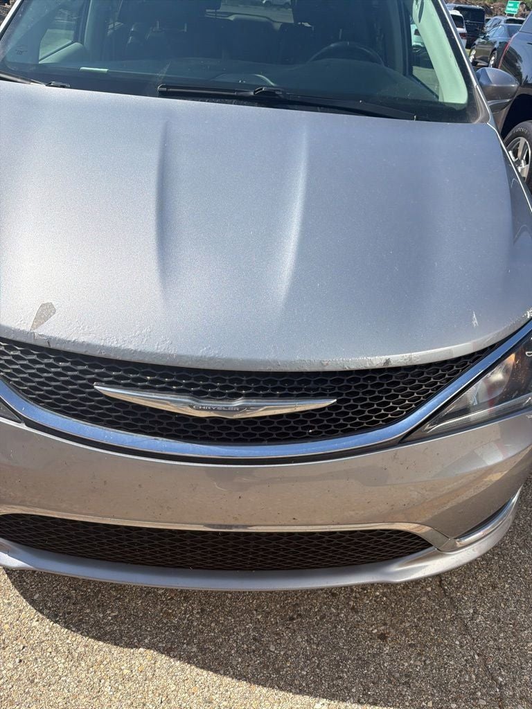 2017 Chrysler Pacifica Touring L Plus