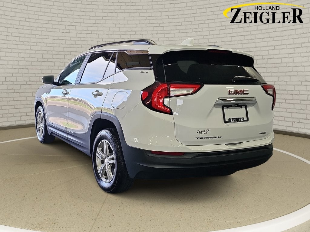 2023 GMC Terrain SLE