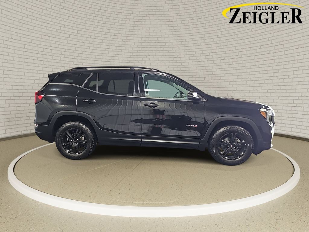 2023 GMC Terrain AT4