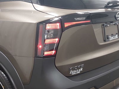 2026 Nissan Kicks SR