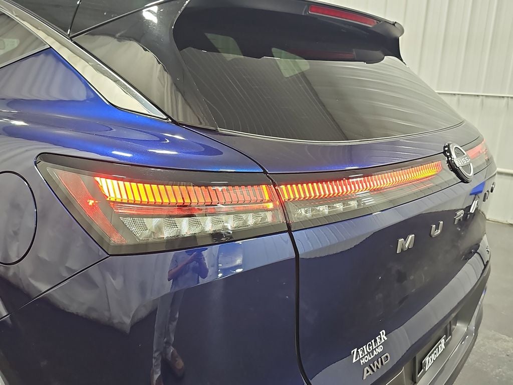 2025 Nissan Murano SL