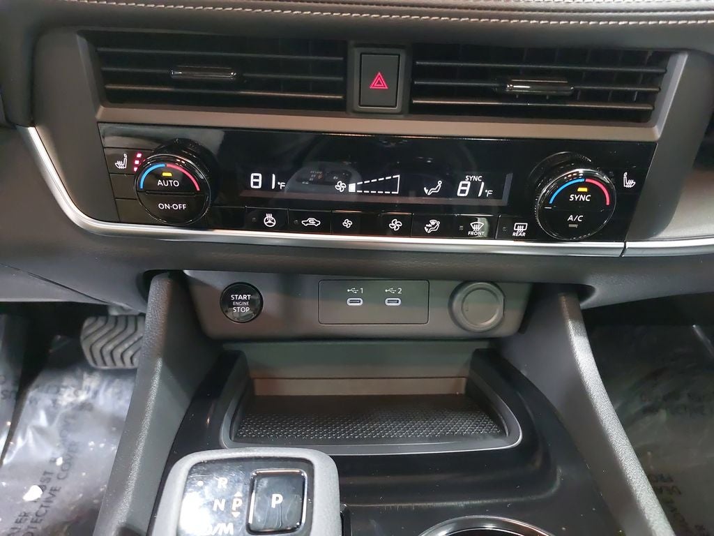 2026 Nissan Rogue Dark Armor