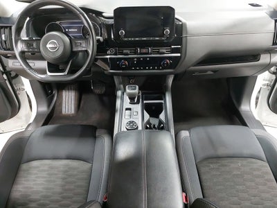 2023 Nissan Pathfinder SV