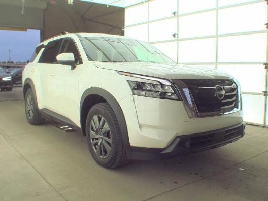 2024 Nissan Pathfinder SV 4WD's photo