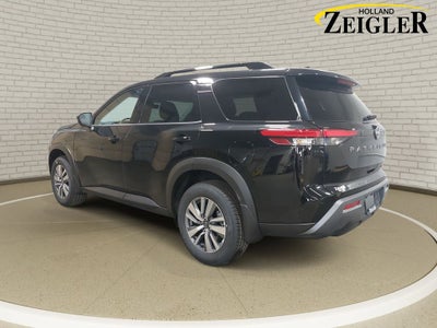 2026 Nissan Pathfinder SL