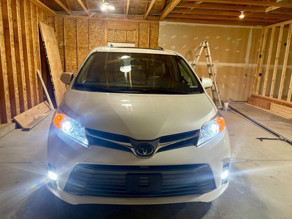 2018 Toyota Sienna 7 Passenger