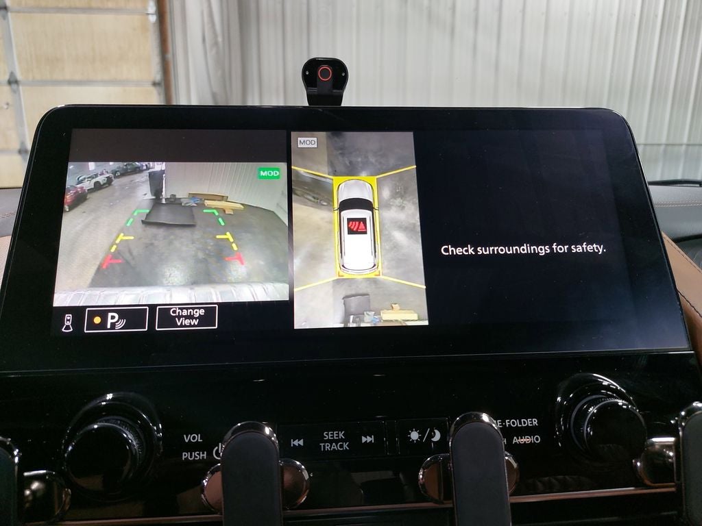 2023 INFINITI QX80 Sensory
