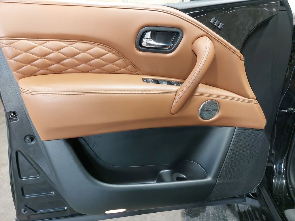 2023 INFINITI QX80 Sensory