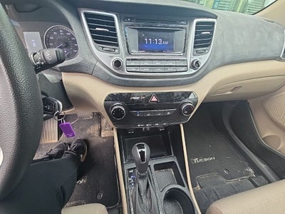 2016 Hyundai Tucson SE