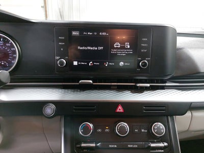 2023 Kia Carnival LX