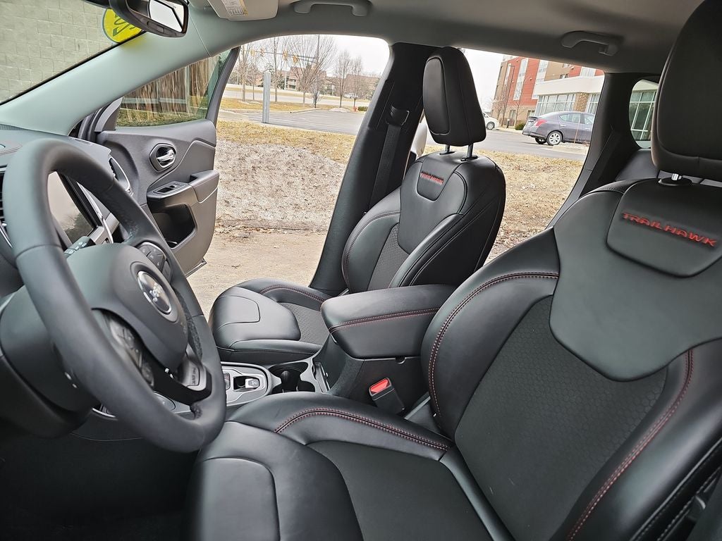 2022 Jeep Cherokee Trailhawk