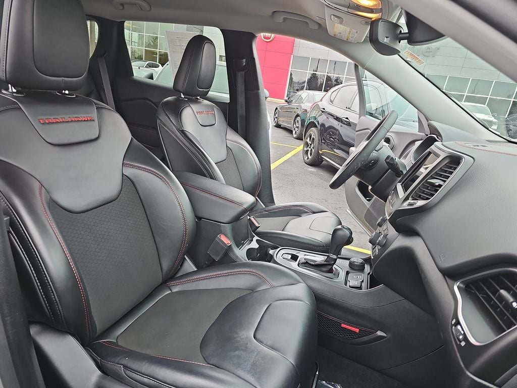 2022 Jeep Cherokee Trailhawk