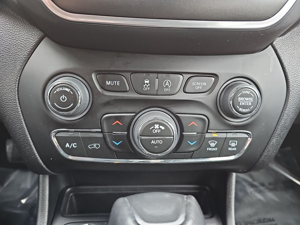 2022 Jeep Cherokee Trailhawk