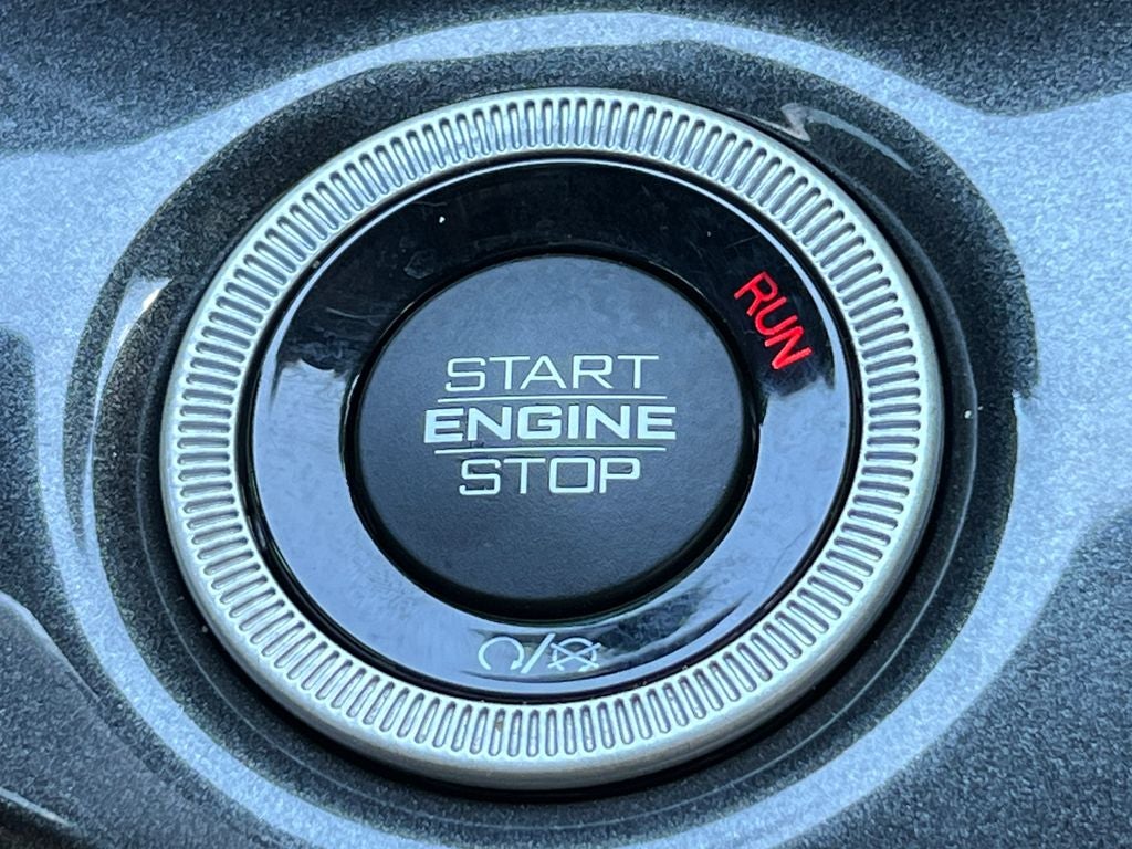 2022 Jeep Grand Cherokee Altitude