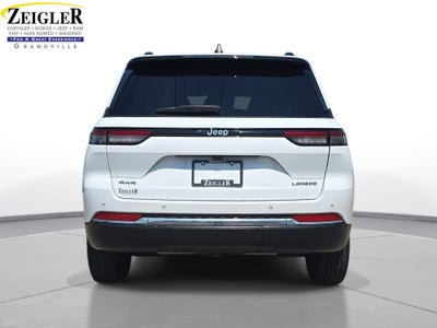 2022 Jeep Grand Cherokee Laredo