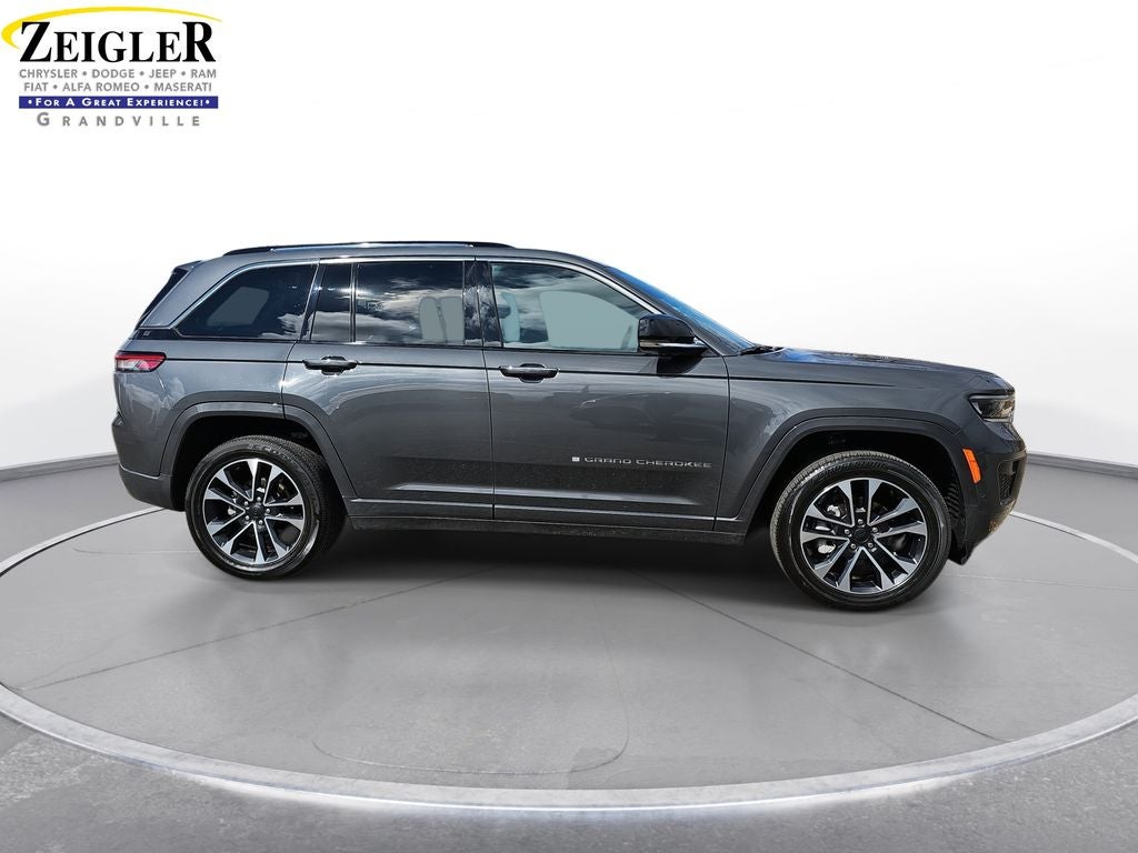 2022 Jeep Grand Cherokee Overland