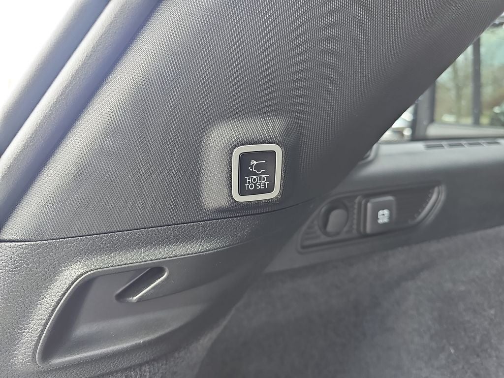 2023 Jeep Grand Cherokee Summit