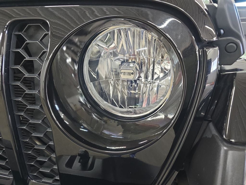 2022 Jeep Gladiator Willys