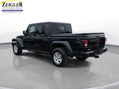 2022 Jeep Gladiator Sport