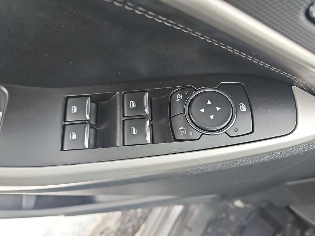 2021 Ford Explorer XLT LOCAL TRADE