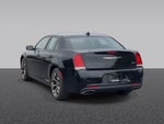 2018 Chrysler 300 Touring