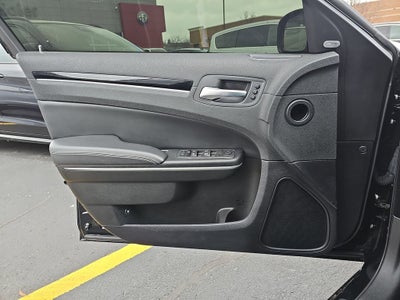 2023 Chrysler 300 S Comfort Group Package