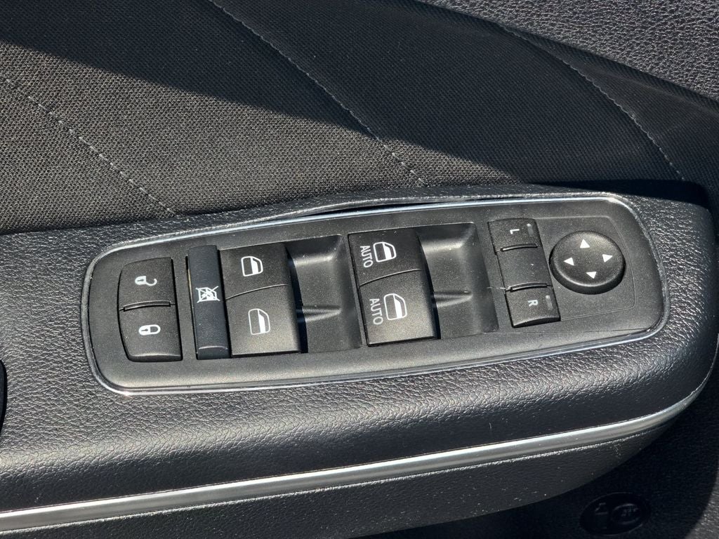 2015 Dodge Charger SXT