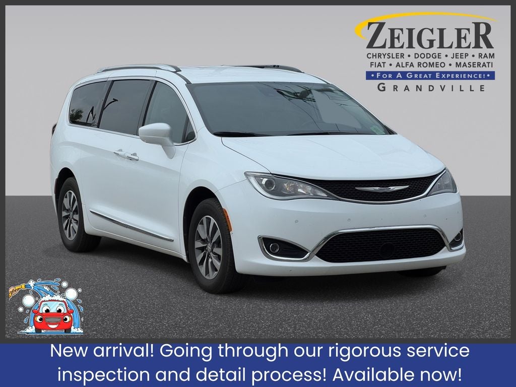 2020 Chrysler Pacifica Touring L Plus